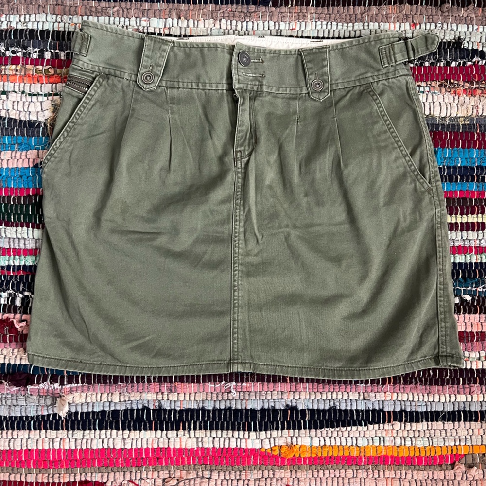 Converse army green skirt